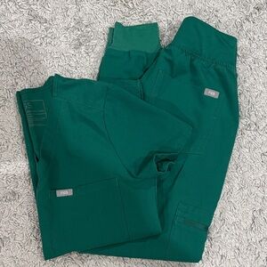 Figs Green Scrub Set
